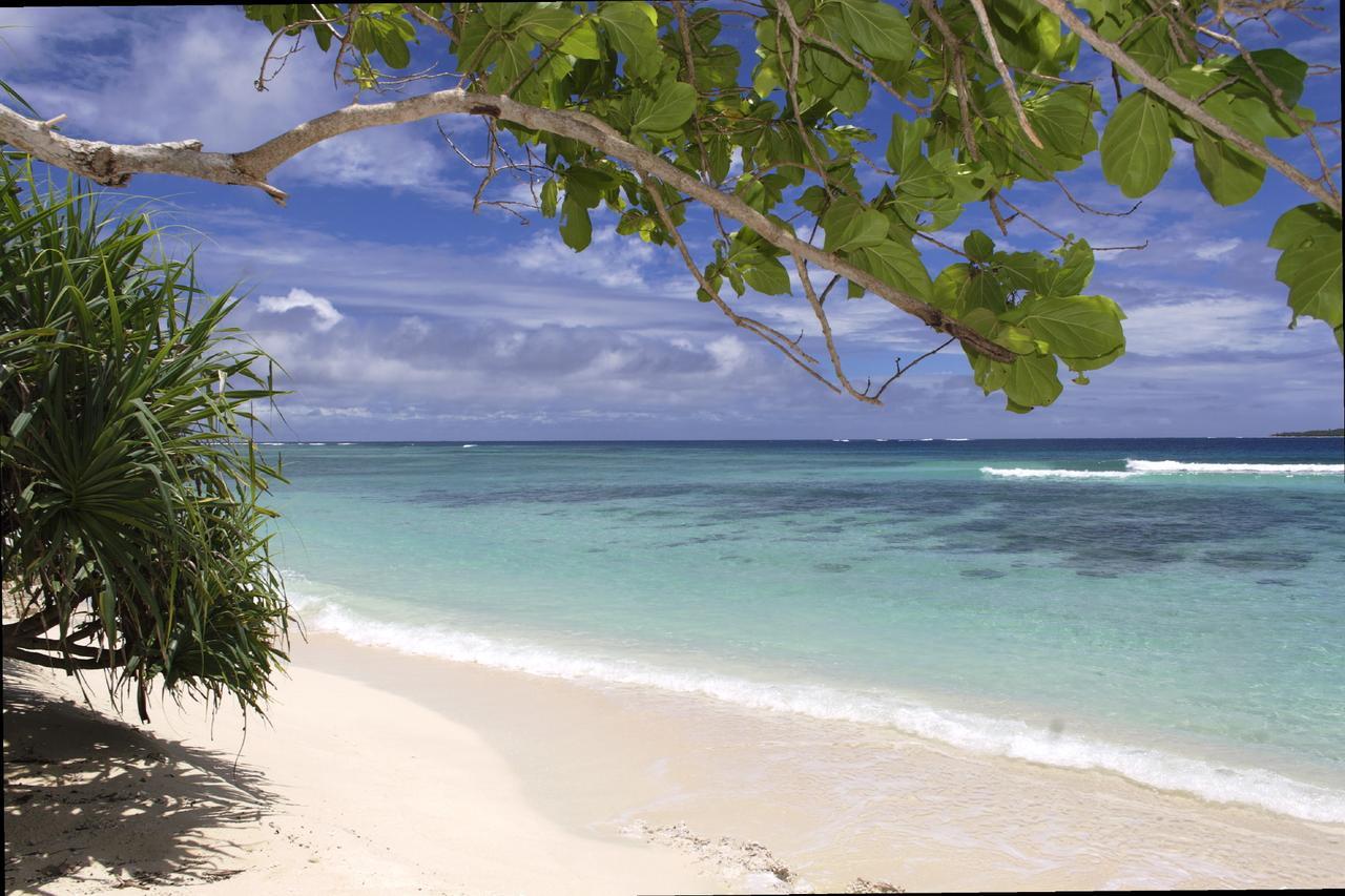 Eratap Beach Resort พอร์ตวิลา ภายนอก รูปภาพ