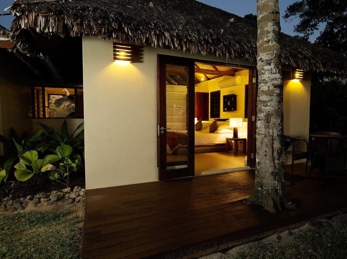 Eratap Beach Resort พอร์ตวิลา ภายนอก รูปภาพ