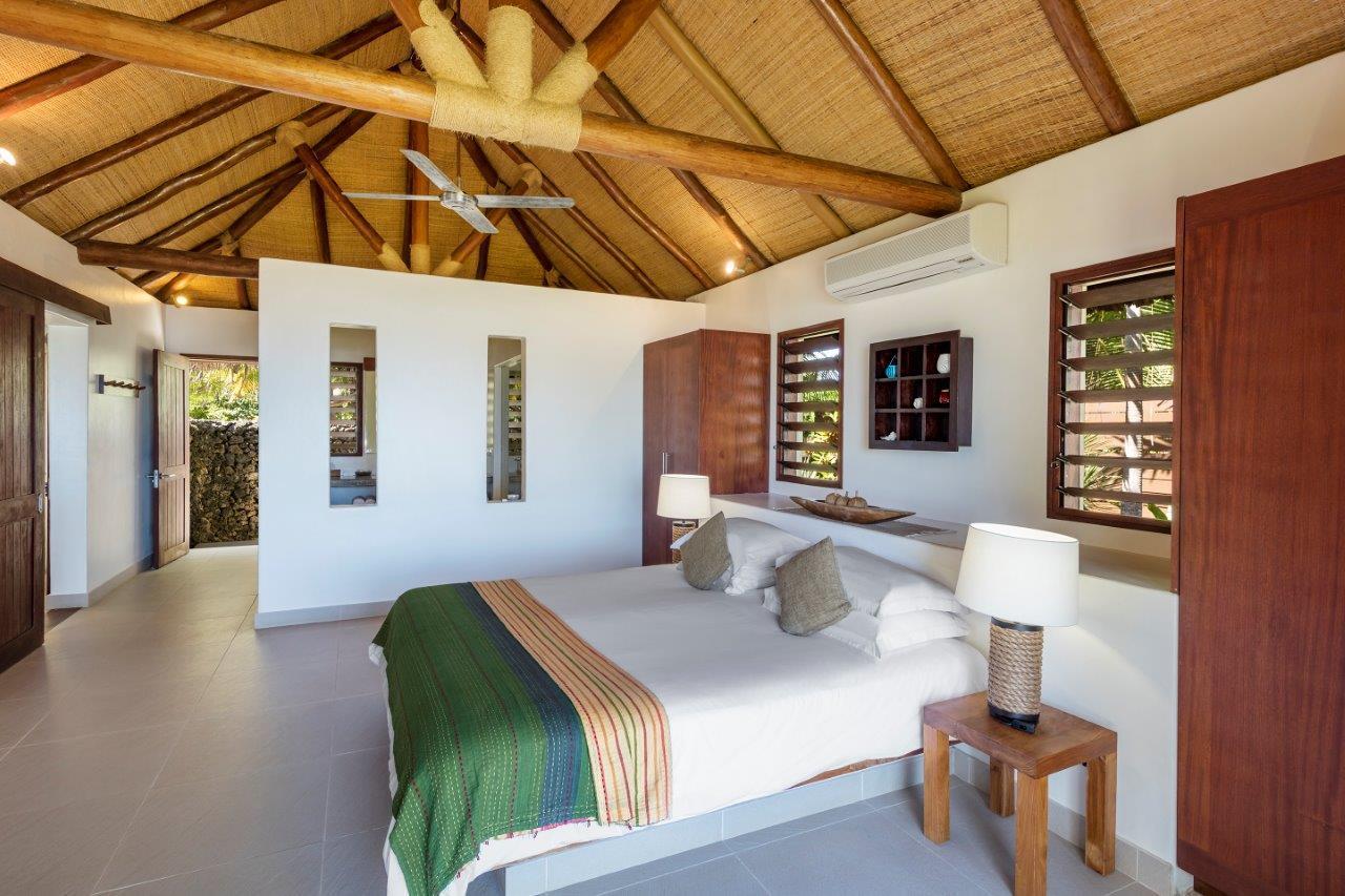 Eratap Beach Resort พอร์ตวิลา ภายนอก รูปภาพ